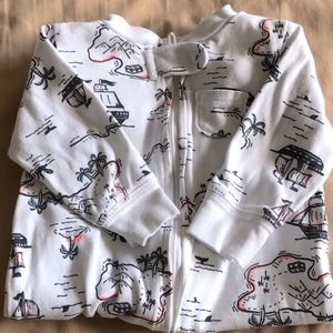 Adorable bootie onesie with a ‘sea’ theme. Used, but in perfect condition.
